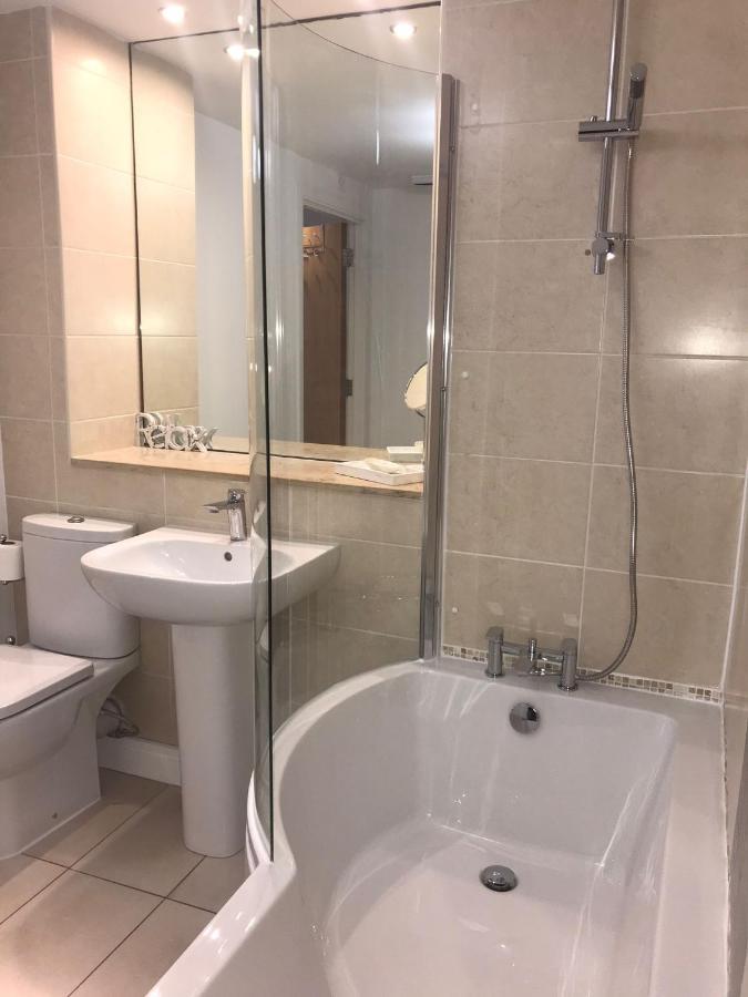 Victoria Place Belfast Extérieur photo